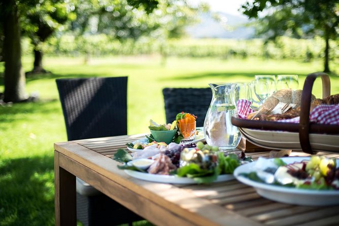 Full-Day Wine Tour from Picton - From Picton to Marlborough wine country