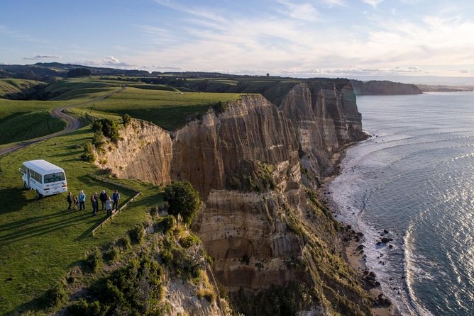 Gannet Safaris Overland tour to Cape Kidnappers Gannet Colony - Lookouts above Clifton Beach and Hawkes Bay
