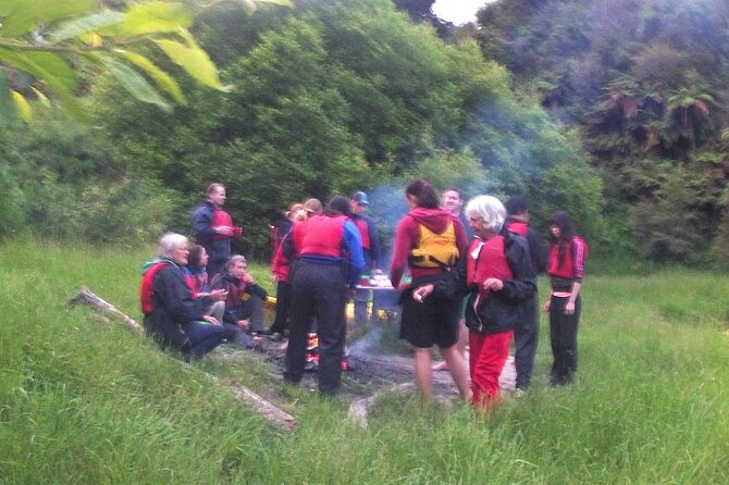 Glowworm Kayak Adventure on the Waikato River - Starting at Epworth Camp on Finlay Road
