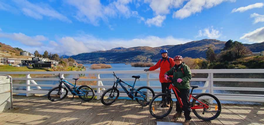 Guided Scenic E-bike Tour - Ride to the Lake - Starting in Frankton, not central Queenstown