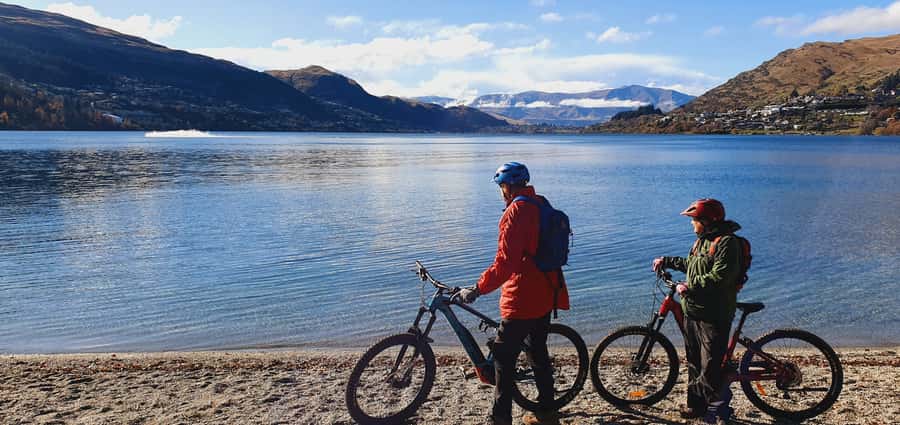 Guided Scenic E-bike Tour - Ride to the Lake - Following the two rivers toward the lake