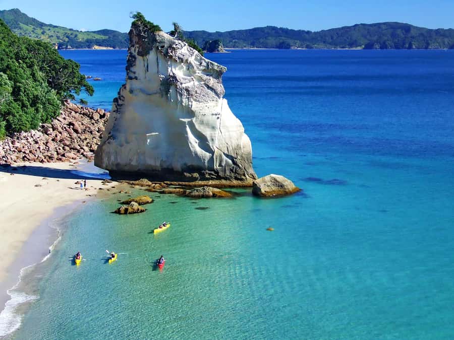Hahei: Cathedral Cove Kayak Tour - Refreshments included - Key points before you book