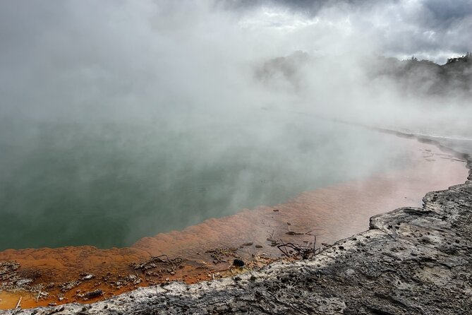 Half-Day Tour - Ex Rotorua: WAI-O-TAPU Thermal Wonderland - Lady Knox Geyser at 10:15am