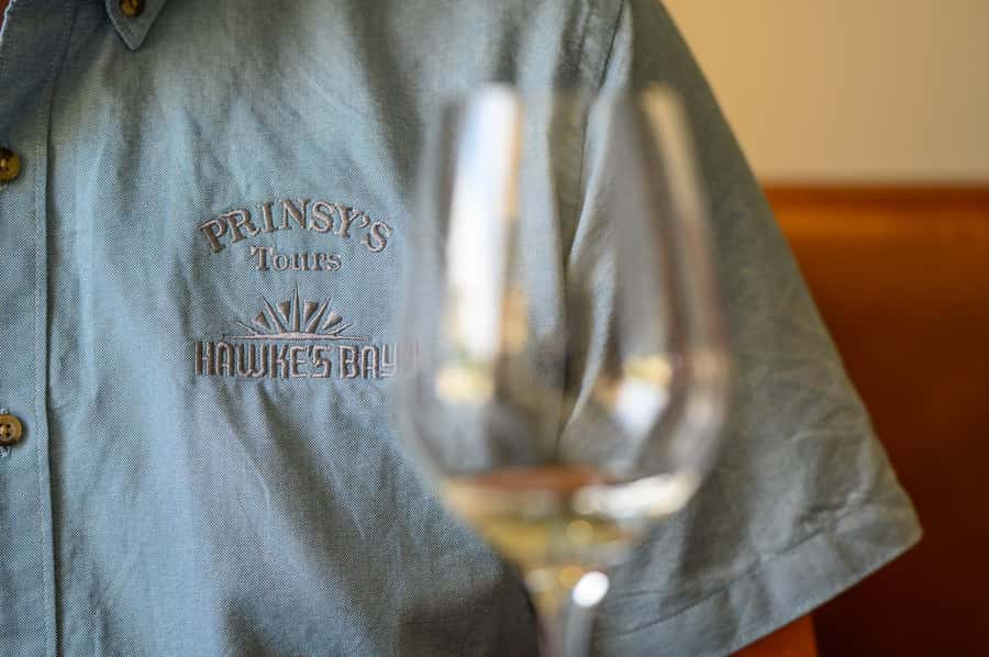 Hawkes Bay: Half-Day Wine Tour with Tastings and Cheeseboard - A second 45-minute stop among the vineyards