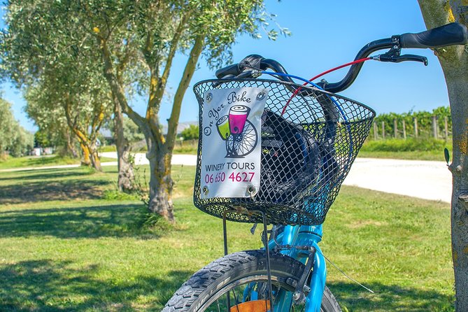 Hawkes Bay Wineries Self-Guided Bike Tour - Summer wine pickup makes the ride easier