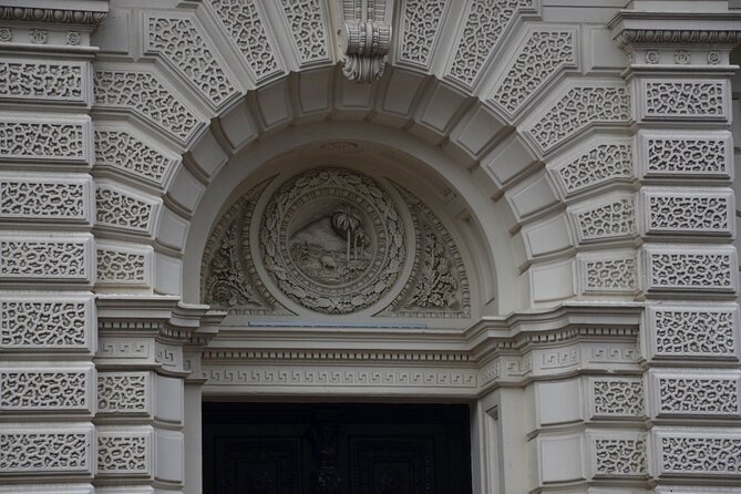 Heritage Dunedin City Walking Guided Tour - Queen’s Gardens and the first Scottish settlers
