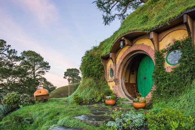 Hobbiton Movie Set Experience: Private Tour From Auckland - Why this private Hobbiton day trip works