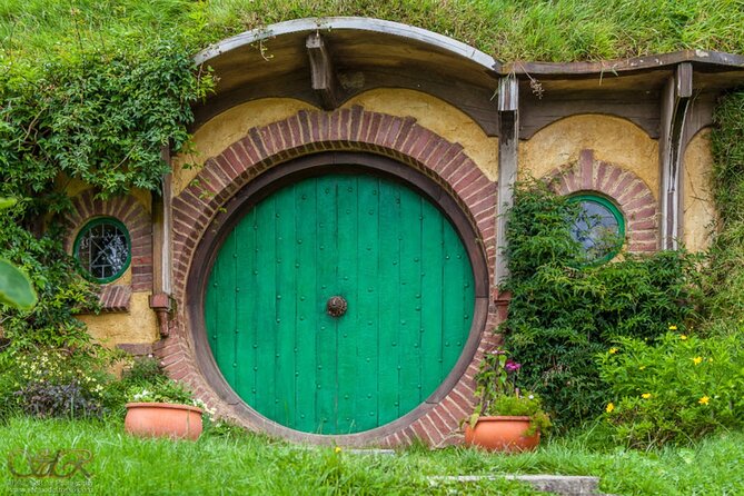 Hobbiton Movie Set Shore Excursion from Tauranga (6 Hours) - The main strengths and limitations