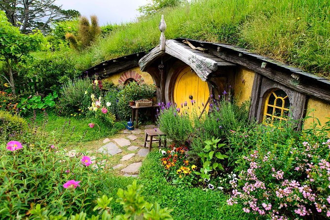 Hobbiton movie set tour and a lot more beautiful NZ sights - Five things to know before you book