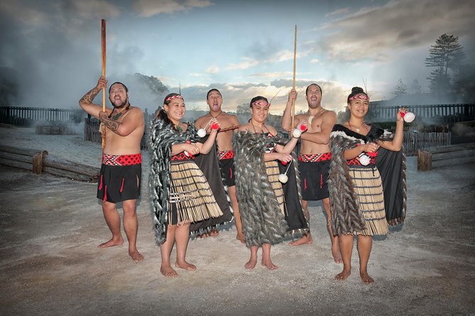 Hobbiton & Rotorua Living Māori Village Private Tour Ex-Auckland - Why the private format matters