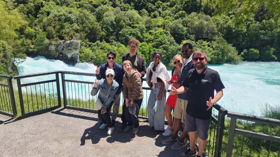 Hobbiton, Waitomo, Rotorua & Taupo 2-Day Tour from Auckland - Why this route works from Auckland