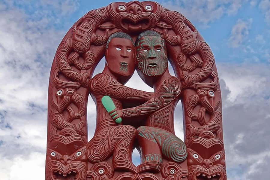 Hobbiton, Waitomo, Rotorua & Taupo 2-Day Tour from Auckland - Huka Falls and Lake Taupo: two quick but memorable stops