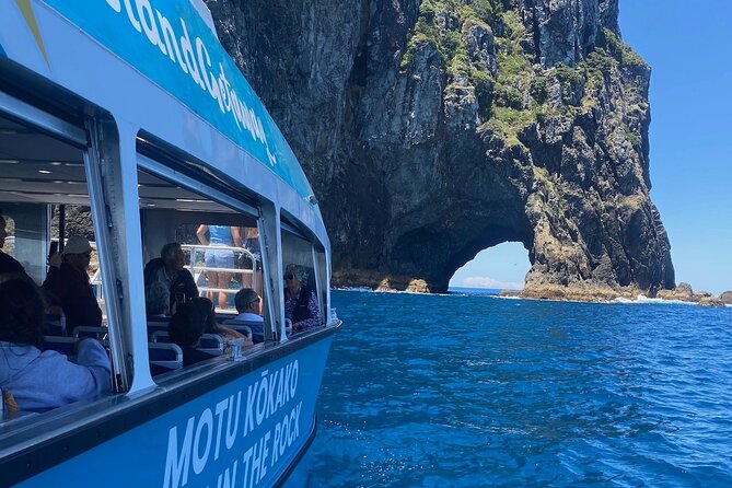 Hole in the Rock Cruise & Island Stopover (Half Day) - Why this three-hour cruise works so well