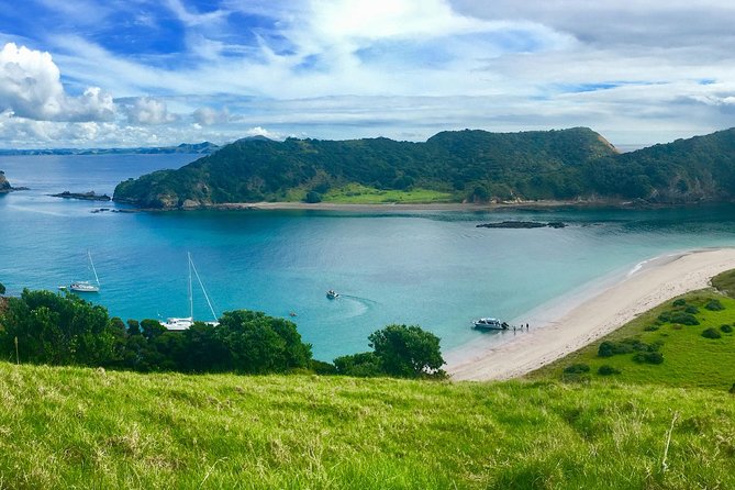 Hole in the Rock Cruise & Island Tour - with two island stopovers - The Second Island Stop: Swim, Snorkel, or Walk