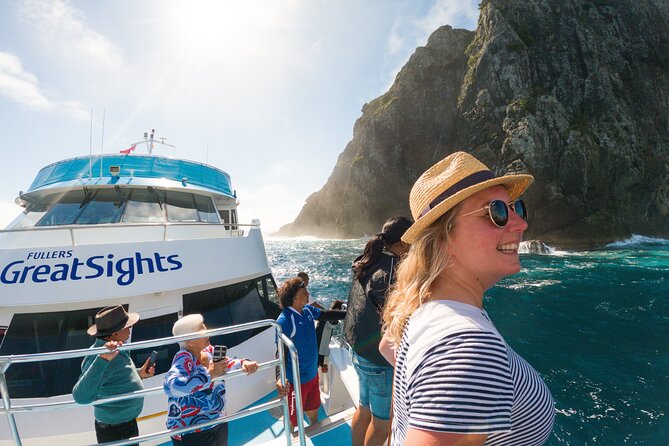 Hole in the Rock Scenic Cruise including Dolphins and Island stop - Leaving from Paihia or Russell