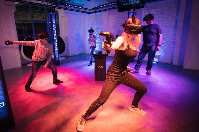 Hologate VR - Multiplayer Virtual Reality - Getting started with the Hologate equipment