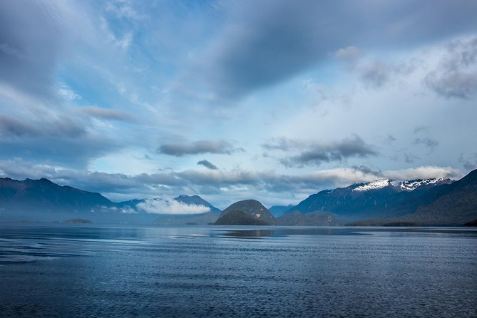 Jet Boat Journey through Fiordland National Park - Pure Wilderness - Who will enjoy this most?