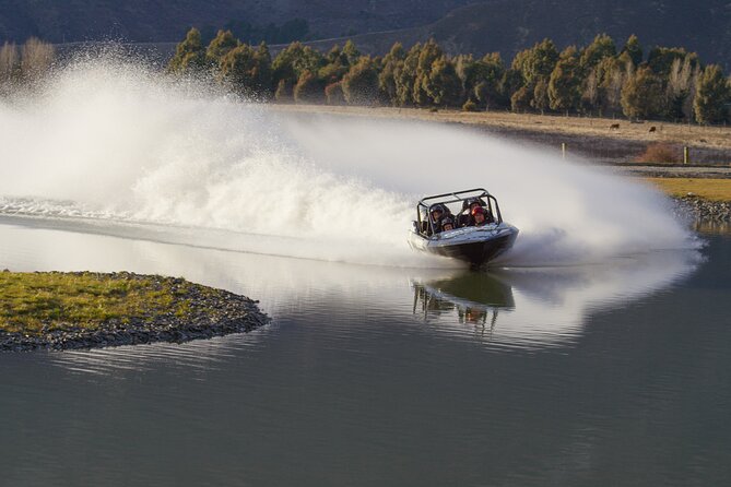Jet Sprint Boating in Gibbston Valley, Queenstown - The safety briefing and supplied gear