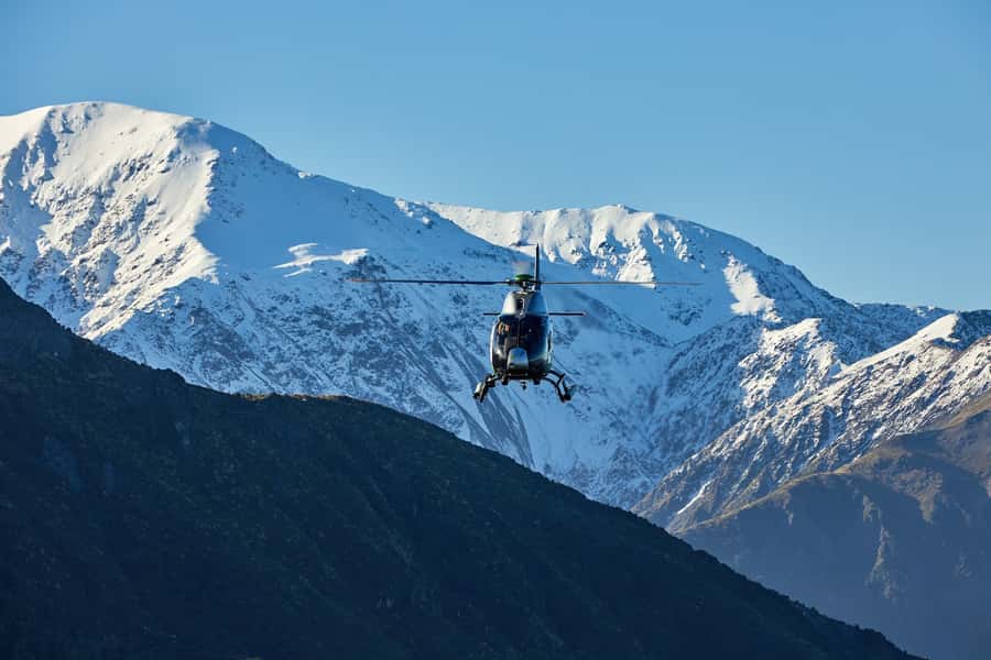 Kaikōura: 45-Minute Whale Watching Helicopter Tour - Key points to know before booking