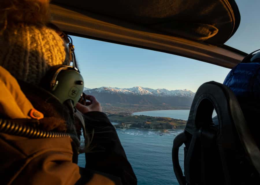Kaikōura: 45-Minute Whale Watching Helicopter Tour - Following the coast for dolphins and fur seals