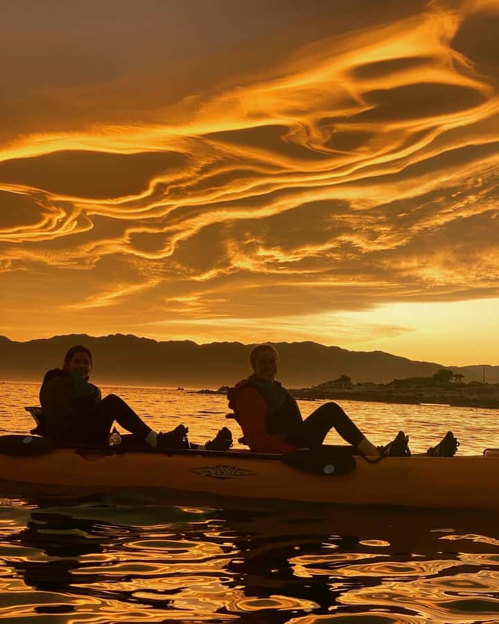 Kaikōura: Kayak Sunset Tour with Seal Sightings - Why Kaikōura works so well at sunset
