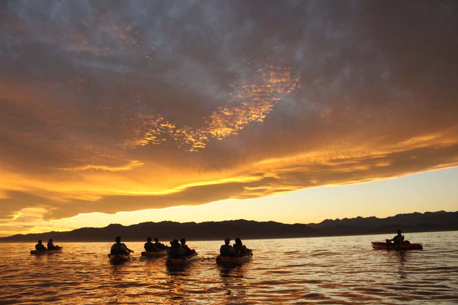 Kaikoura: Seal-Watching Pedal Kayak Tour - The mountains and the quiet side of Kaikoura