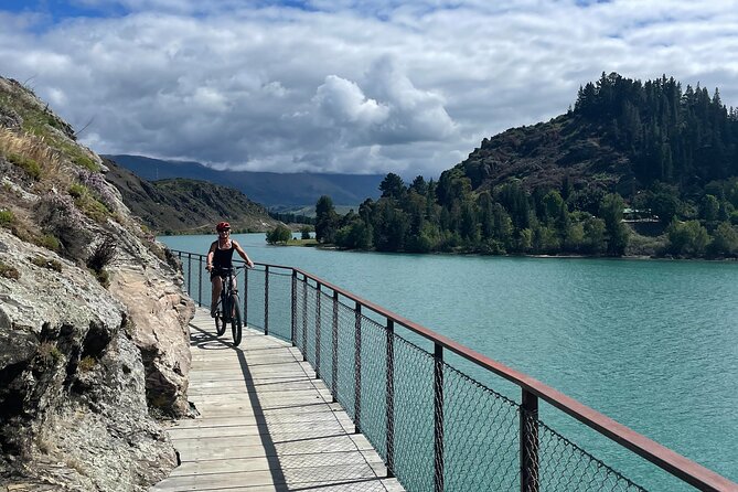 Lake Dunstan Cycleway Bike Rental And Return Shuttle - Stops at Carrick Winery and Burger & Coffee Afloat