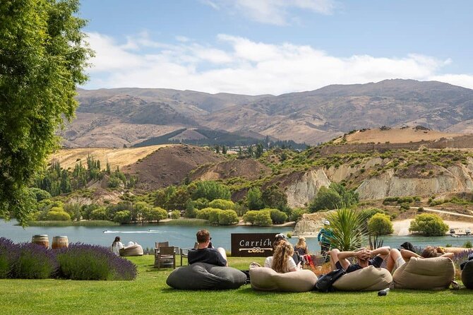Lake Dunstan Discovery Day Tour by eBike with Shuttle - Stop 1: Cromwell Heritage Precinct and the Central Otago setting