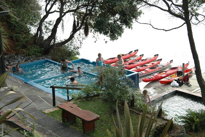 Lake Rotoiti Guided Hot Pools Kayak Trip - Safety Training Before the Lake Crossing