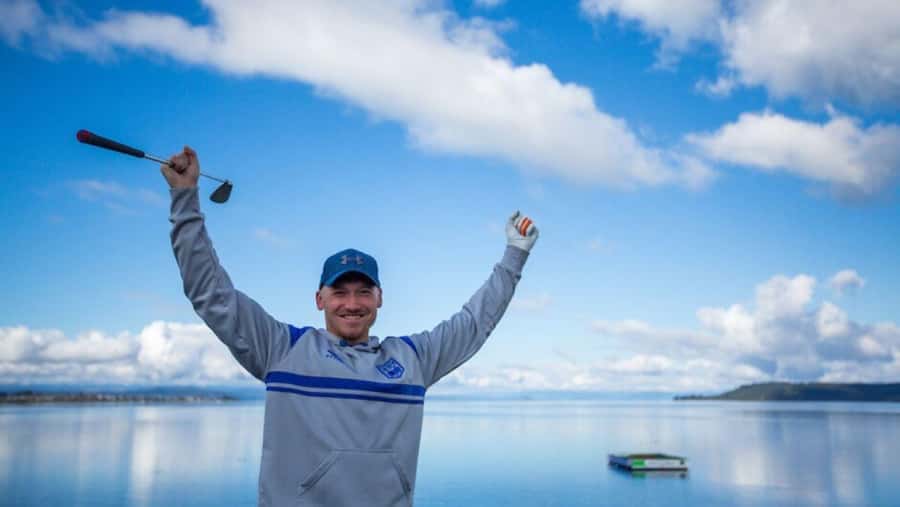 Lake Taupo: Hole in One Golf or Ball Blaster Challenge - Why the lake setting matters