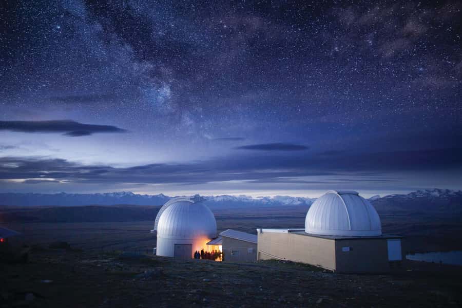 Lake Tekapo: Mountaintop Stargazing at Mount John Summit - Why the summit location matters