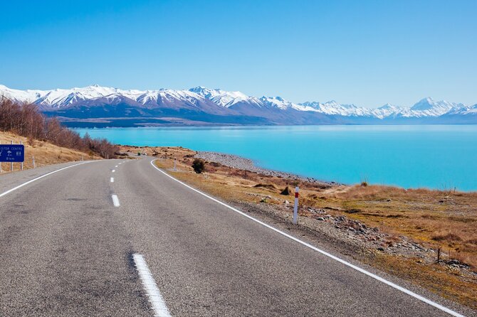 Lake Tekapo Private Day Trip from Queenstown - Leaving Queenstown beside Lake Hayes