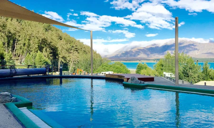 Lake Tekapo: Single Day Multiple Entry Pass for Hot Pools - Family facilities, changing rooms, and practical comfort