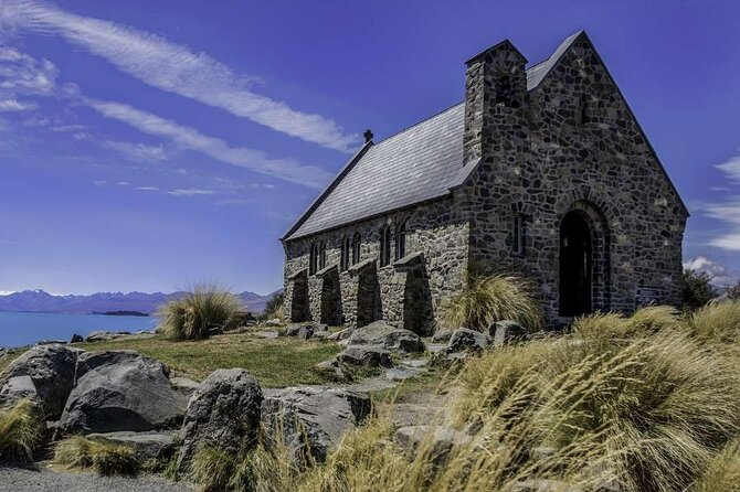 Lake Tekapo to Mt Cook One-Way Small Group Tour - Lake Pukaki gives you the first great view
