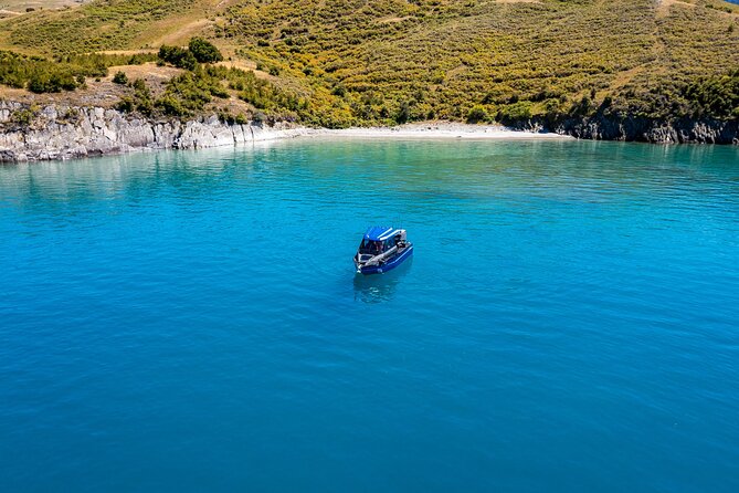Lake Wakatipu Queenstown: 3 Hour Fishing Adventure by Boat - A calm boat ride instead of a noisy motor
