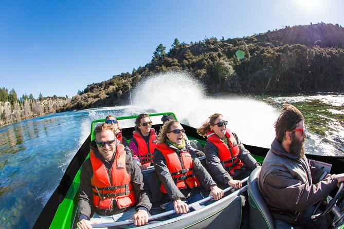 Lakeland Jet Boat Adventure - Clutha River - What the driver adds to the experience
