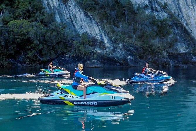 Lakeland Jet Ski Adventure Tour - Lake Wanaka - Getting comfortable on a two-person jet ski