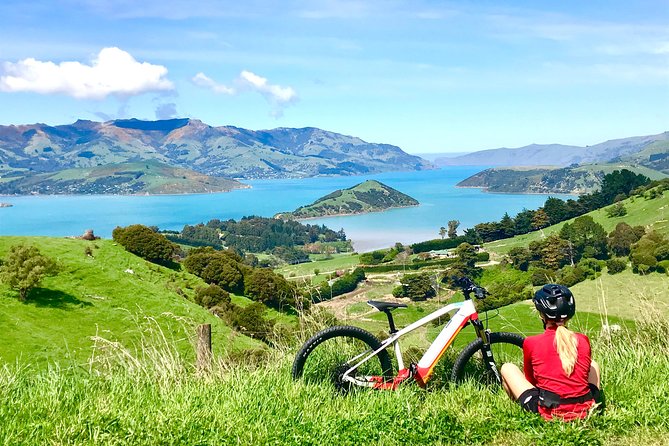 Lava Loop- Guided electric mountain bike tour in Akaroa - Meeting Greville at The Common Cafe