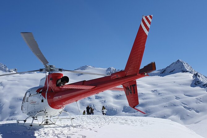 Lord of the Rings and Glacier Helicopter Tour - Finding Isengard, Amon Hen, and Lothlórien from above