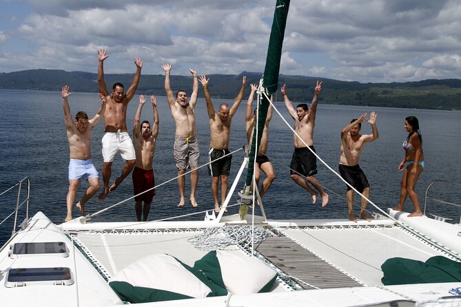Luxury Sailing - Māori Rock Carvings - Taupo Sailing Adventures - Five details that make this Lake Taupō sail worth considering
