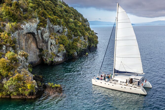 Luxury Sailing - Māori Rock Carvings - Taupo Sailing Adventures - Setting out from Taupō Marina on Tiua