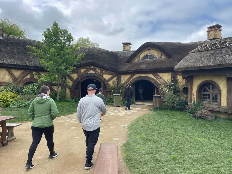Magical Hobbiton & Waitomo Caves Small Group from Auckland - Who will enjoy this tour most