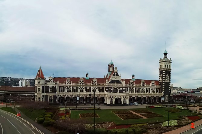 Mainland Peninsula Tour - Dunedin Railway Station, an Edwardian showpiece