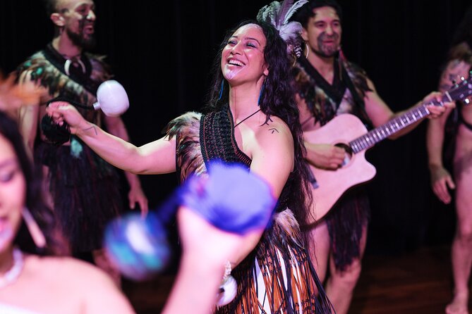 Māori Cultural Experience & Auckland Museum General Admission - Why the singing and movement make an impact