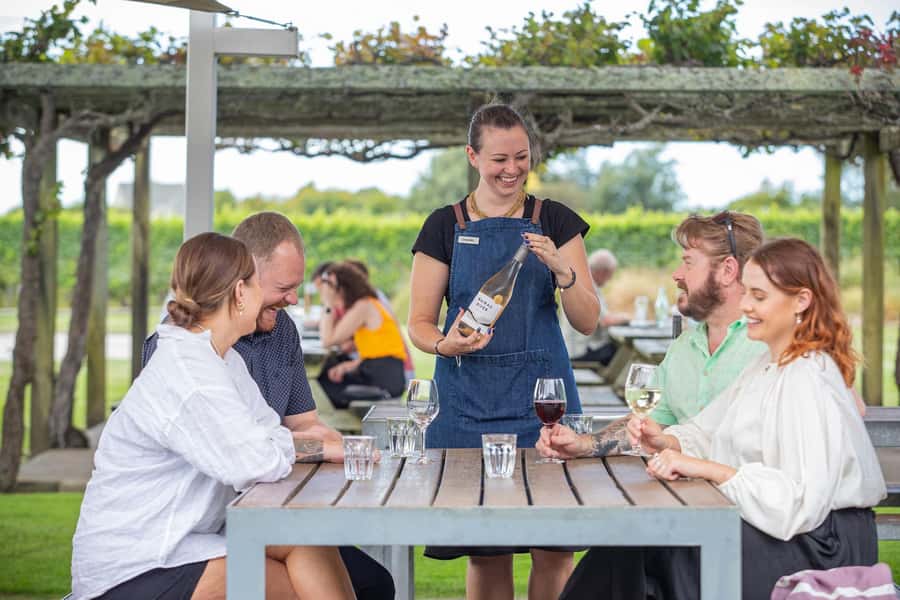 Marlborough: Full Day "Winemaker's Tour" - Chocolate adds a smart final break