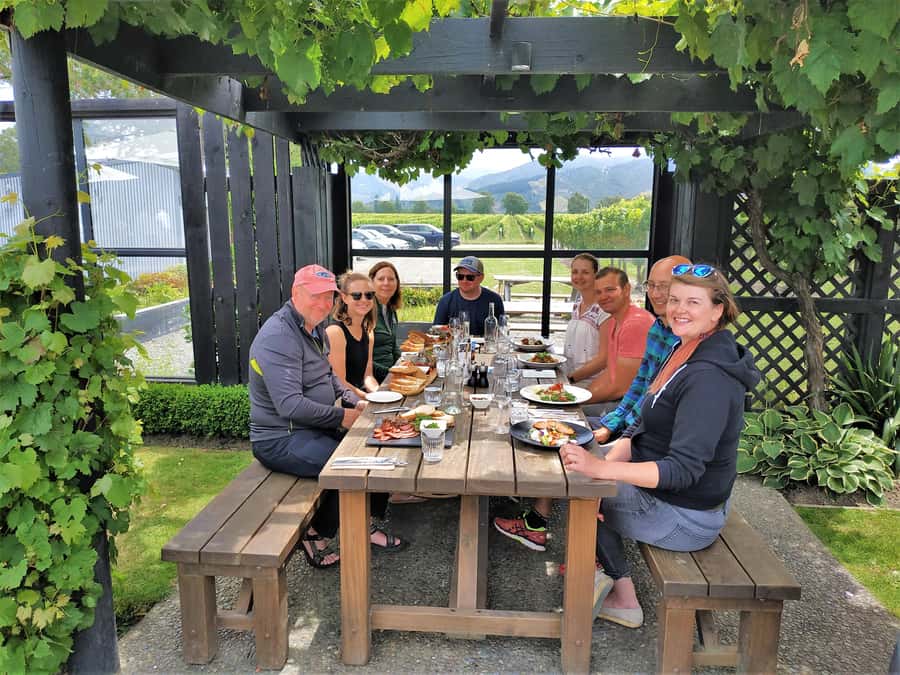 Marlborough: Half Day Blenheim Wine Tour - Eating & Sipping - Key points at a glance