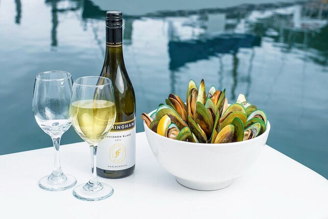 Marlborough Sounds Greenshell Mussel Tasting Cruise - Boat comfort, seating, and the crowd factor