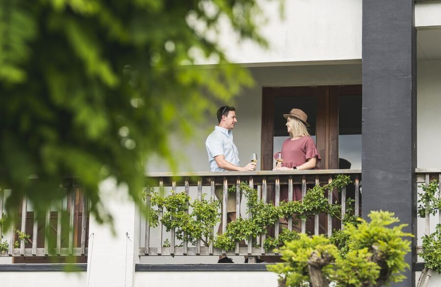 Marlborough: Wineries Visit and Tasting Session - The guides are a major part of the experience