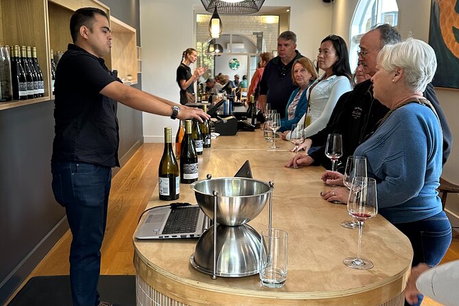 Martinborough Chefs shared wine tour ŵ lunch from Wellington - Leaving Wellington for the Remutaka Range