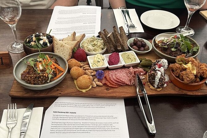 Martinborough Chefs shared wine tour ŵ lunch from Wellington - Luna Estate and a useful vertical Pinot Noir tasting